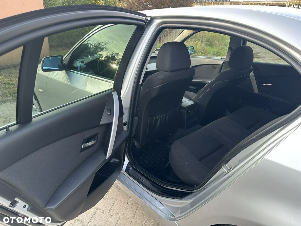 BMW Seria 5 - 12