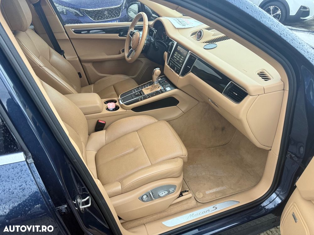 Porsche Macan - 10