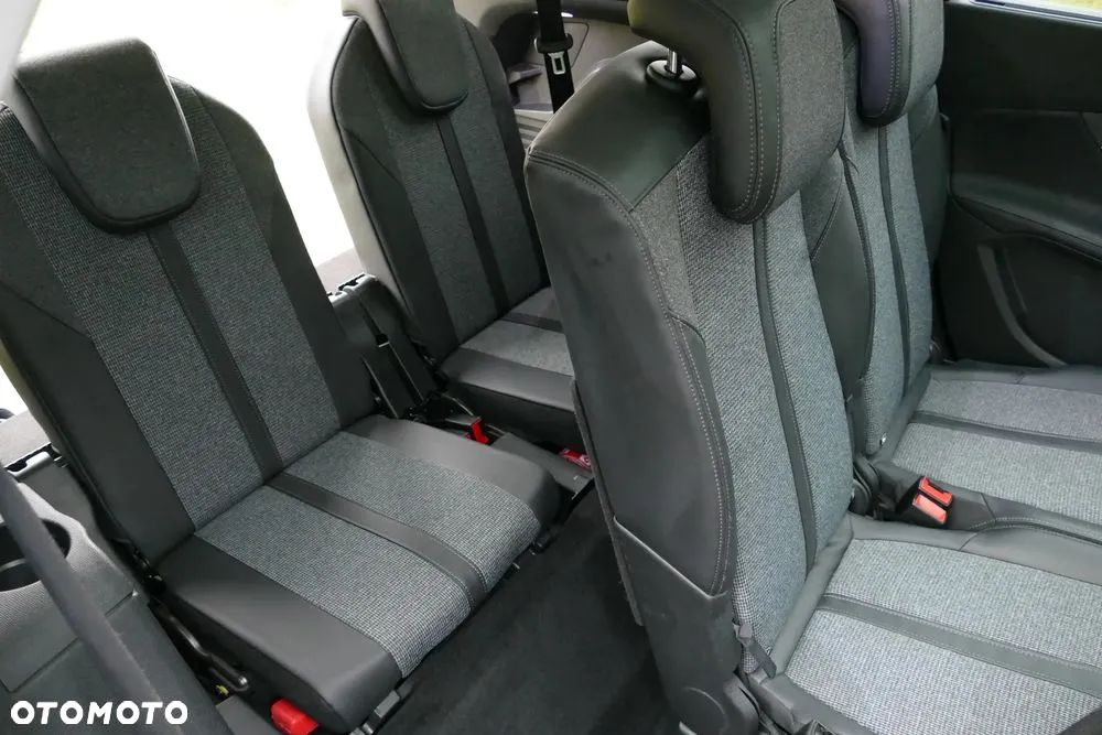 Peugeot 5008 1.6 THP Allure S&S EAT6 - 16
