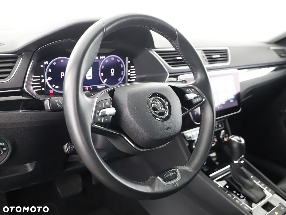 Skoda Superb 2.0 TDI SCR L&K DSG - 11