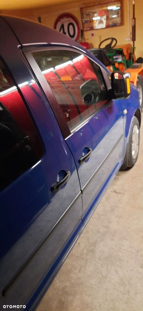 Volkswagen Caddy Life - 16