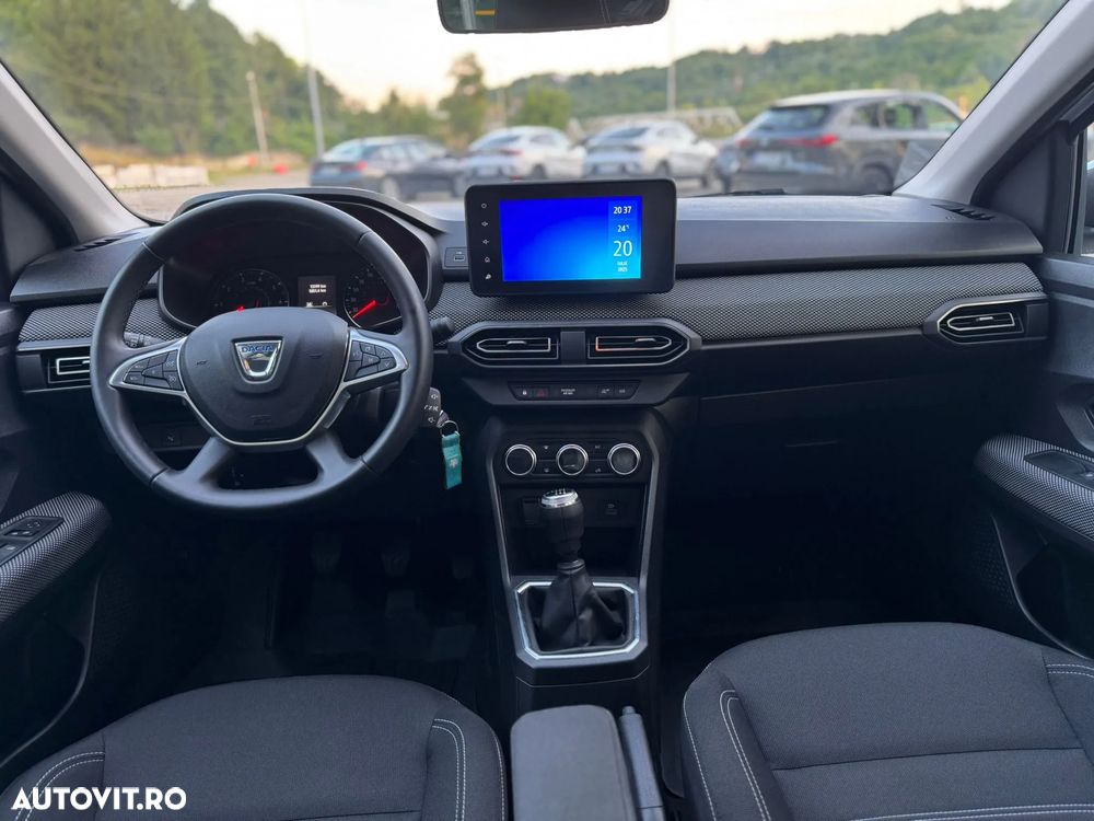 Dacia Logan TCe 90 MT6 Prestige - 5