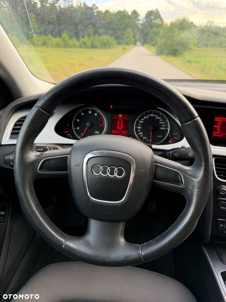 Audi A4 Limousine 1.8 TFSI Ambiente - 15