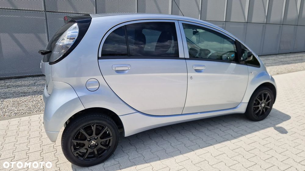 Mitsubishi i-MiEV - 8