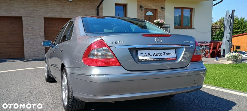 Mercedes-Benz Klasa E 300 BLUETEC Avantgarde - 15