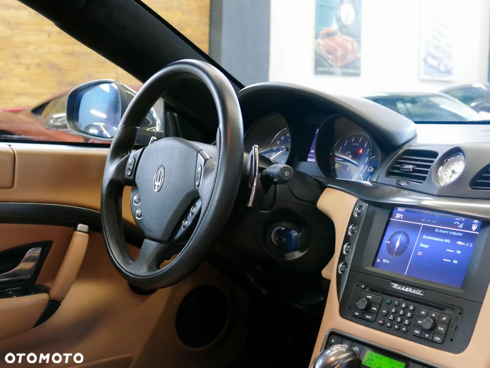 Maserati GranTurismo Automat - 15