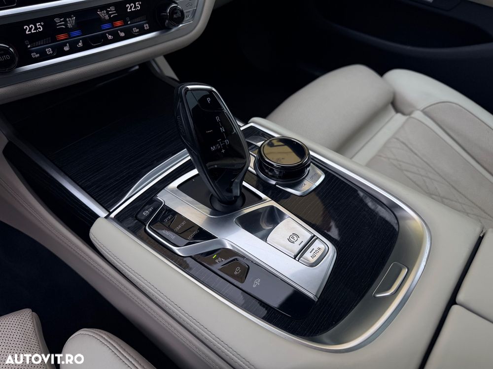 BMW Seria 7 730d - 13