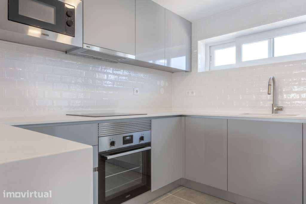 T3 Remodelado. Cozinha equipada e  Suite - Grande imagem: 4/23