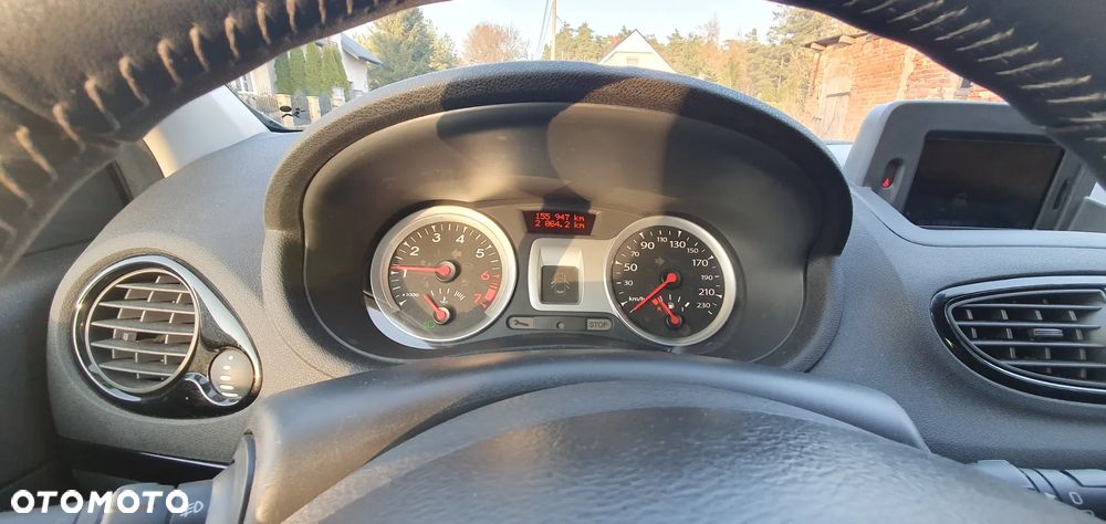 Renault Clio 1.2 16V Night&Day - 11