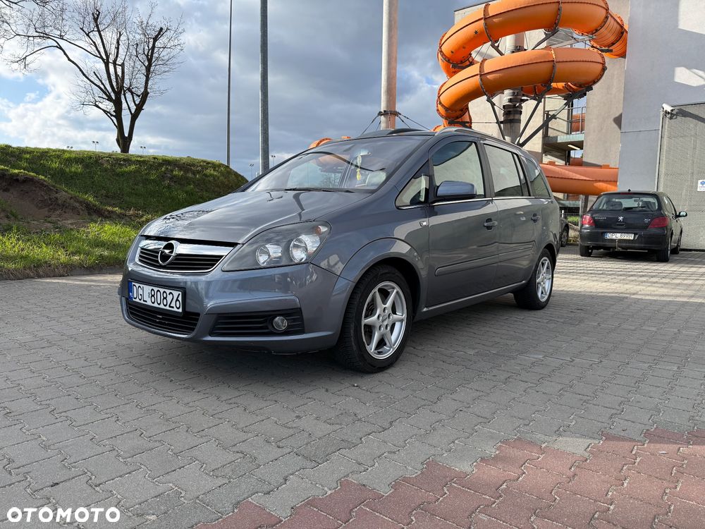Opel Zafira 2.2 Cosmo - 3