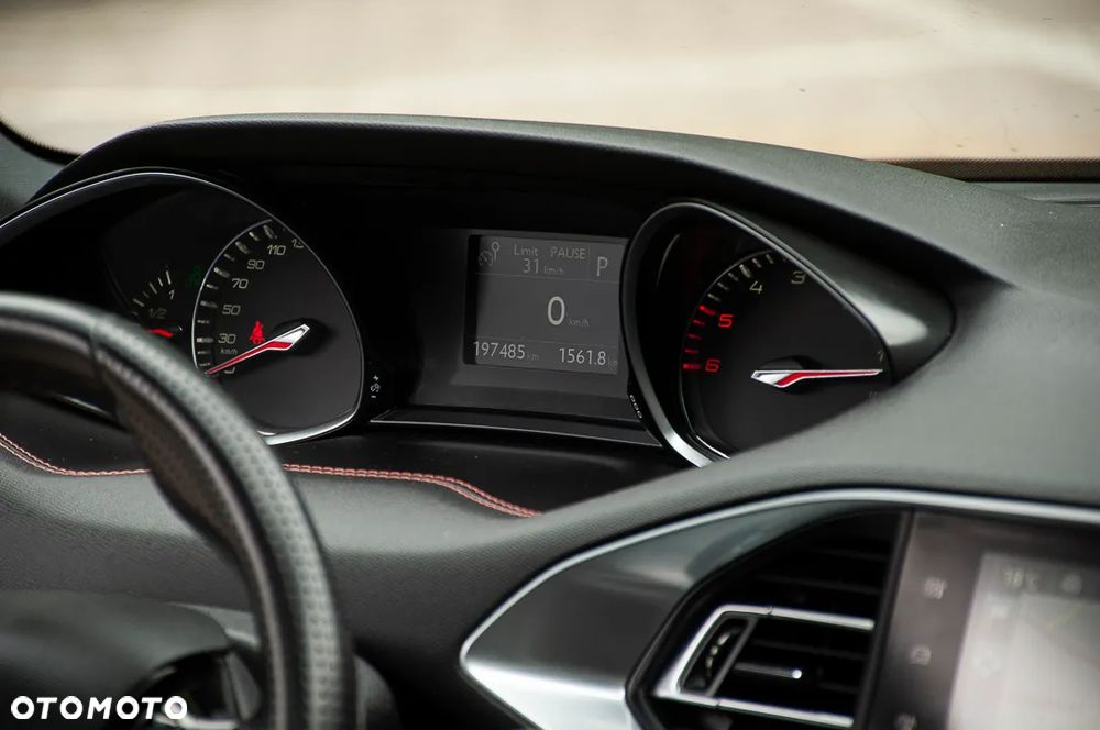 Peugeot 308 BlueHDi 150 EAT6 Stop & Start GT-Line Edition - 19