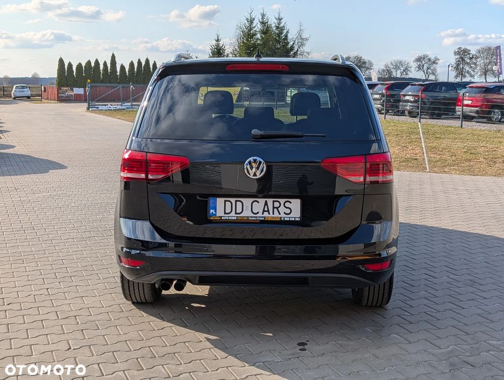 Volkswagen Touran 1.8 TSI (BlueMotion Technology) DSG Highline - 12