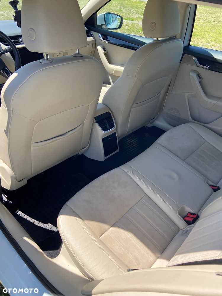 Skoda Octavia ver-1-4-tsi-elegance-dsg - 6