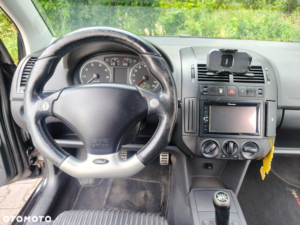 Volkswagen Polo - 6