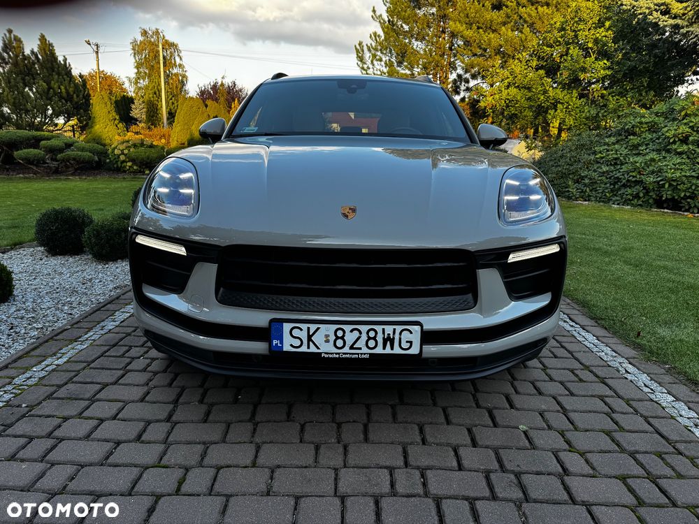 Porsche Macan Standard - 2