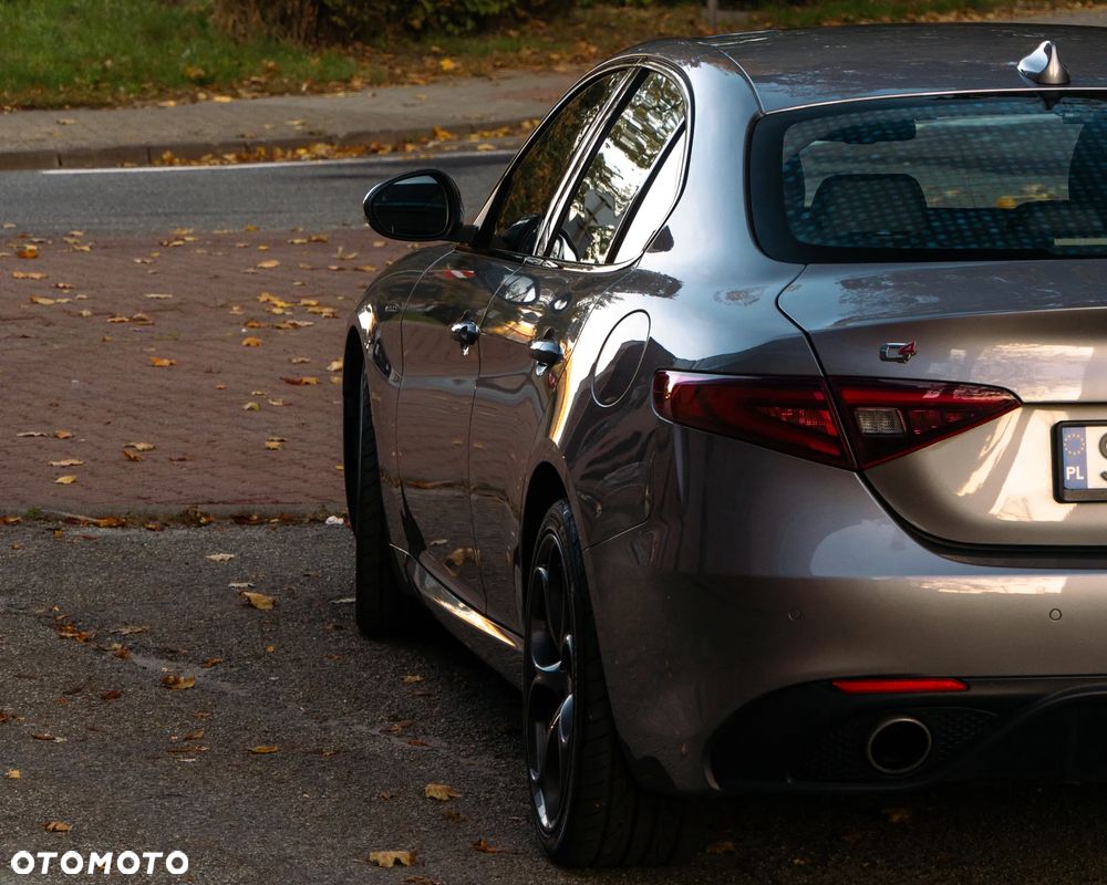 Alfa Romeo Giulia 2.0 Turbo Veloce Q4 - 6