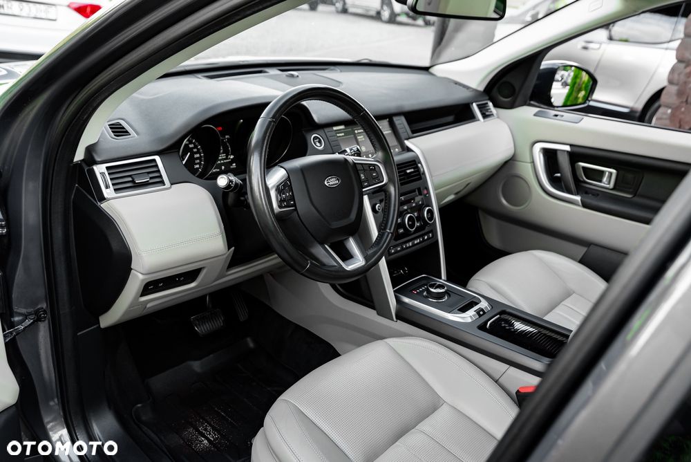 Land Rover Discovery Sport D150 - 16