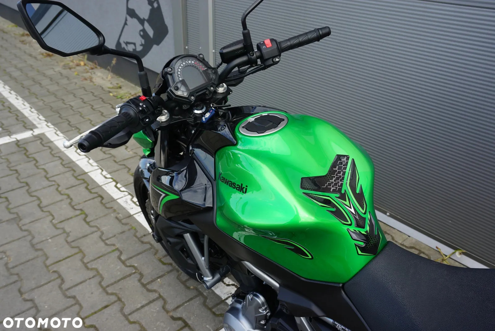 Kawasaki Z 650 - 21
