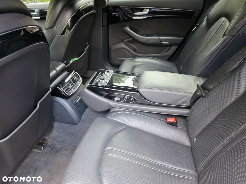 Audi A8 4.2 TDI DPF quattro tiptronic - 27