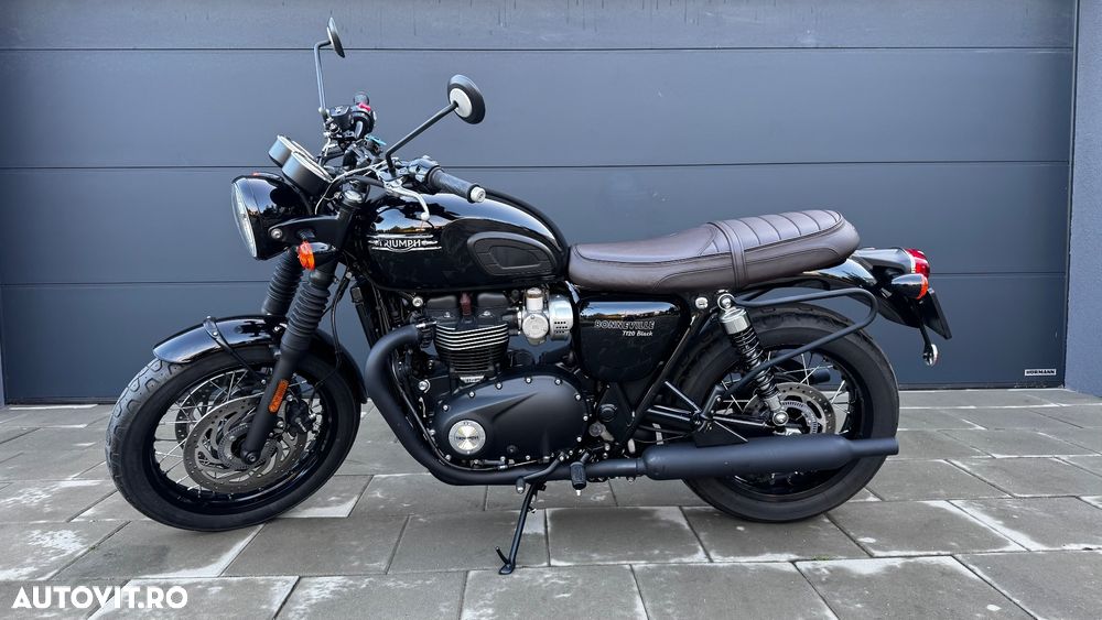 Triumph Bonneville T120 Black - 2