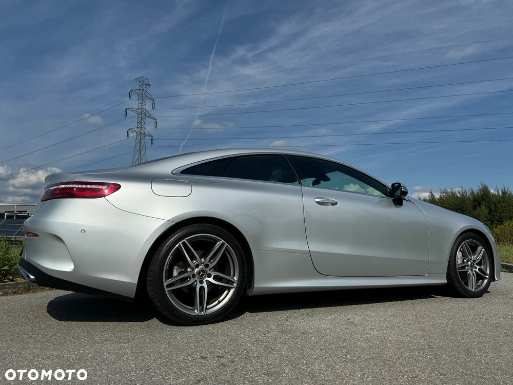 Mercedes-Benz Klasa E - 12