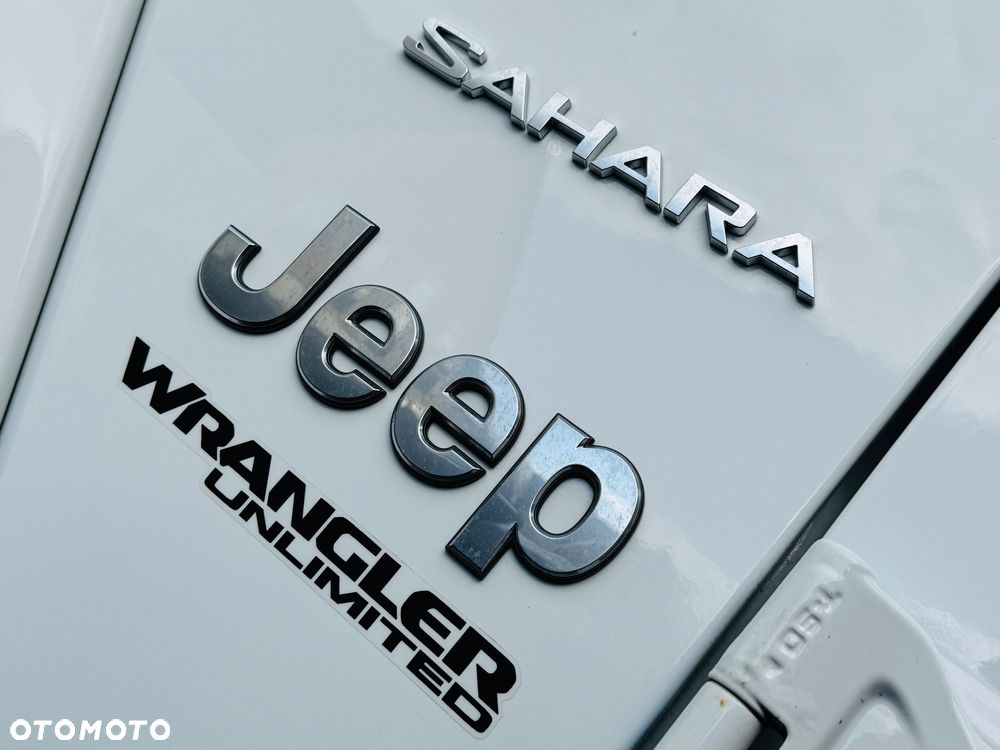 Jeep Wrangler Unlimited GME 2.0 Turbo Sahara - 18