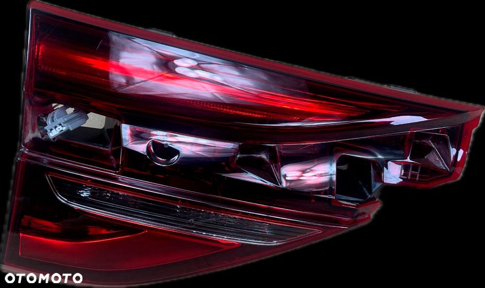 O5 BUICK ENCLAVE II 2017 - LAMPA TYŁ LEWA W KLAPĘ 84317694 - 3
