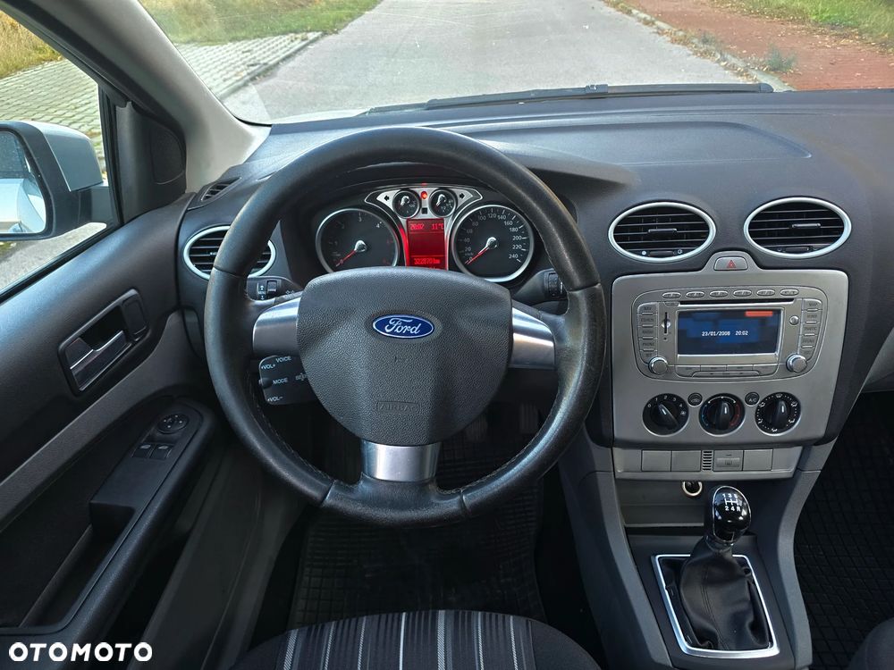 Ford Focus 1.6 TDCi Style - 11