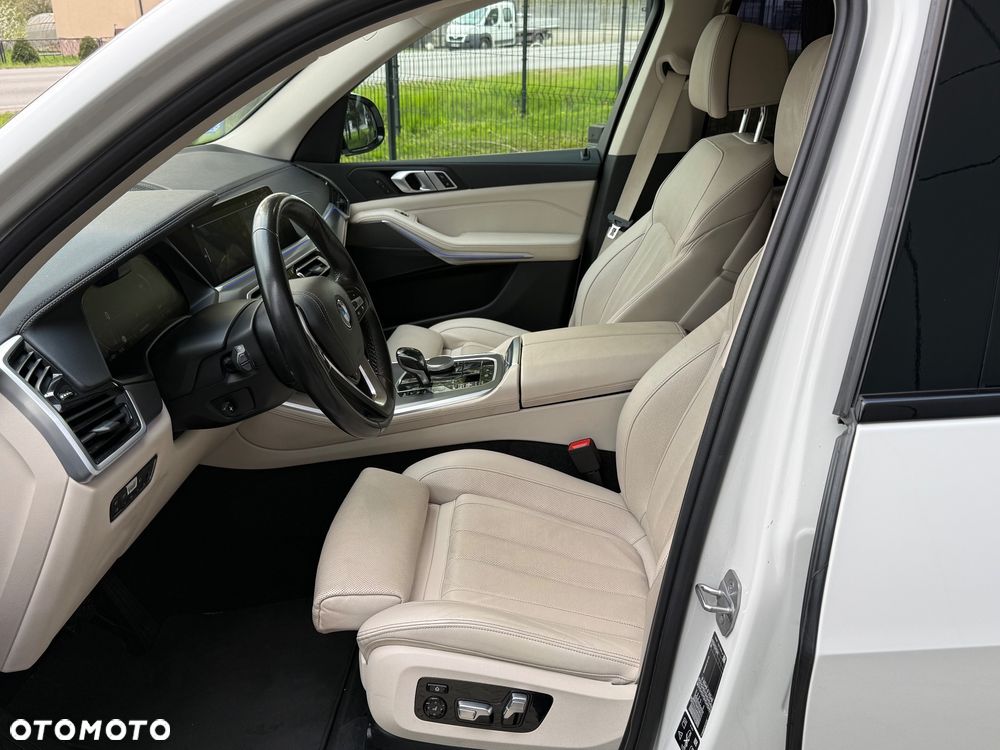 BMW X5 xDrive30d - 33