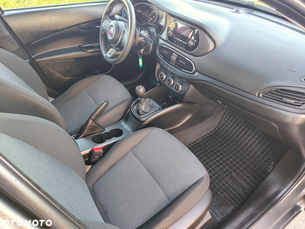 Fiat Tipo 1.4 Classic - 36