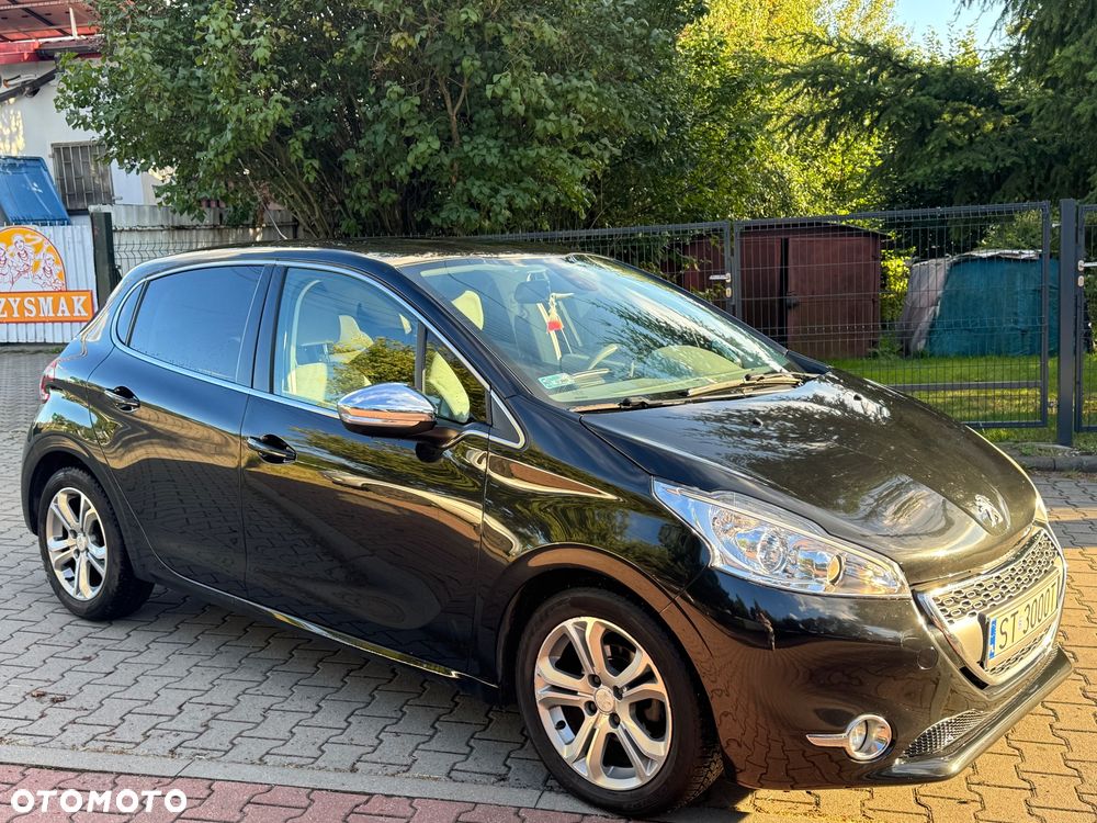Peugeot 208 1.4 VTi Allure - 1