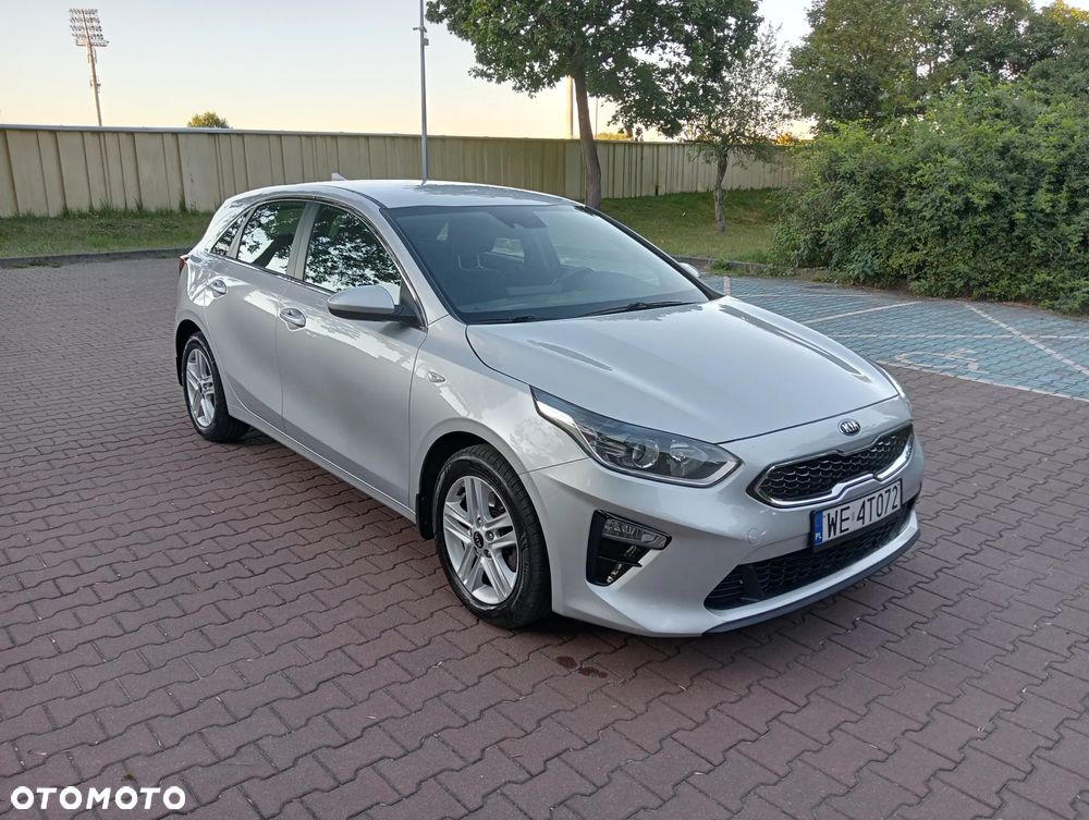 Kia Ceed 1.6 CRDi mHEV M - 13
