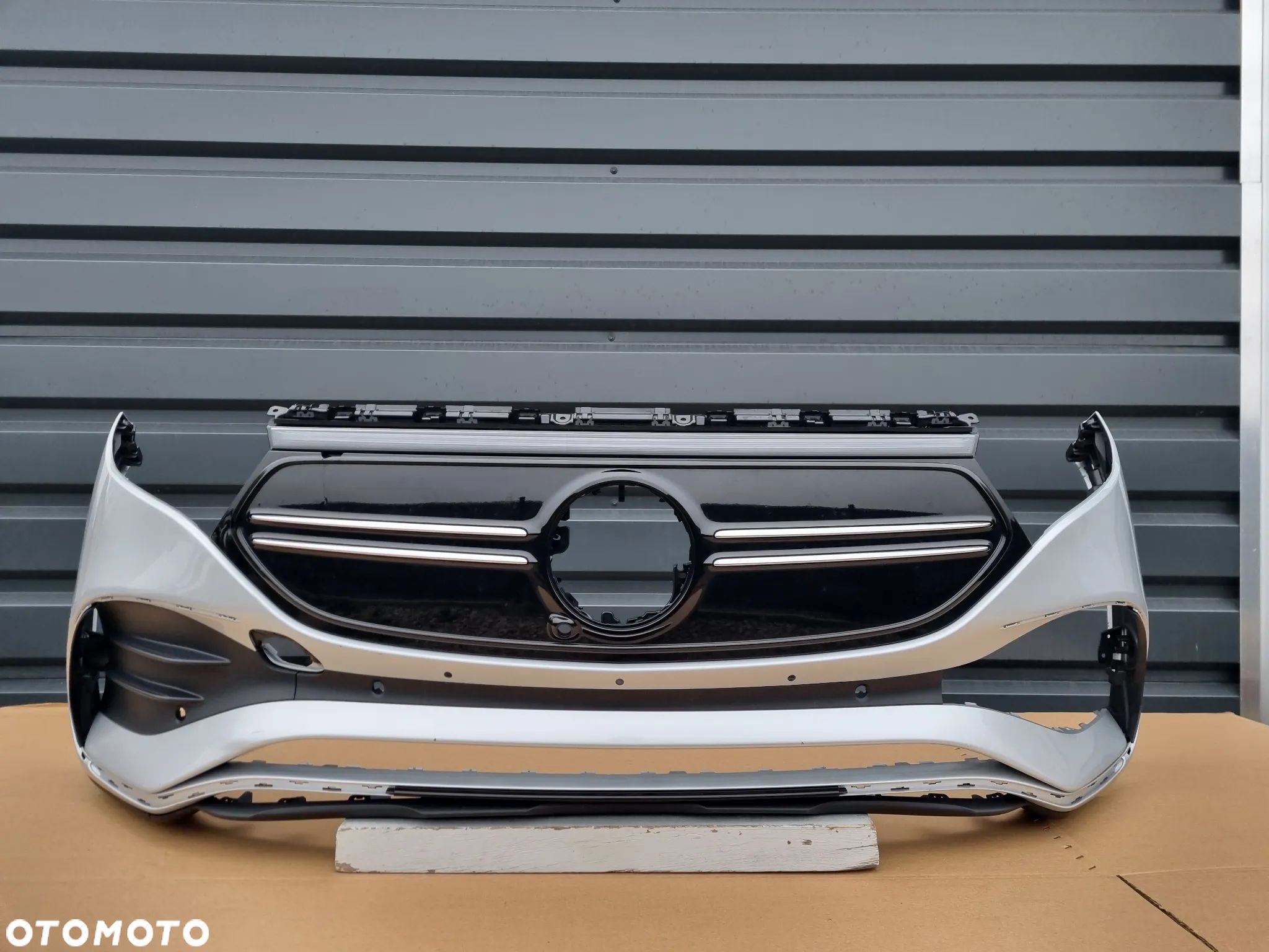 Mercedes EQA X243 AMG 2021- zderzak przód oryginał MA380 - 1