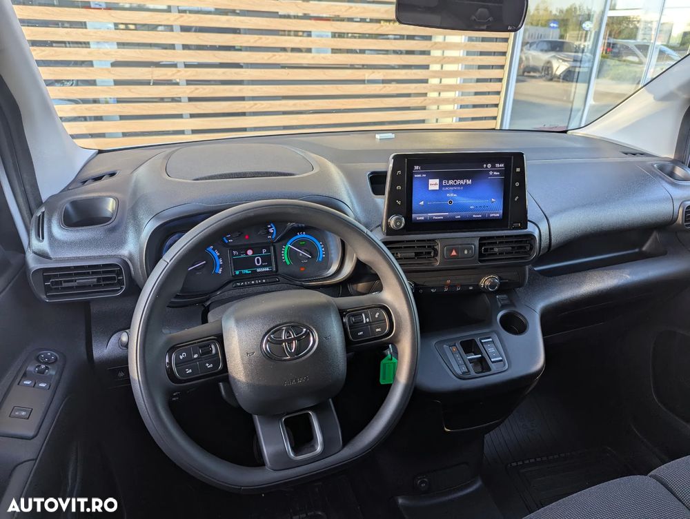 Toyota Proace - 13