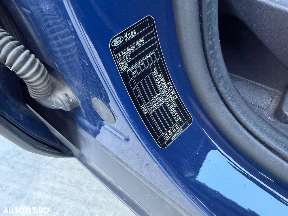 Ford Kuga 1.5 EcoBoost 4WD Aut. Trend - 24