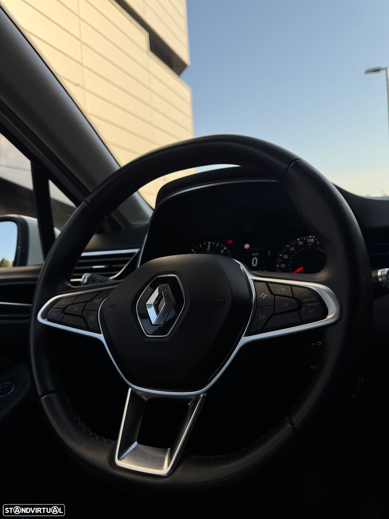 Renault Clio 1.5 Blue dCi Intens - 11