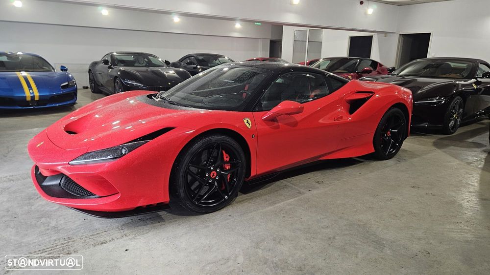 Ferrari F8 Tributo 3.9 Twin-Turbo V8