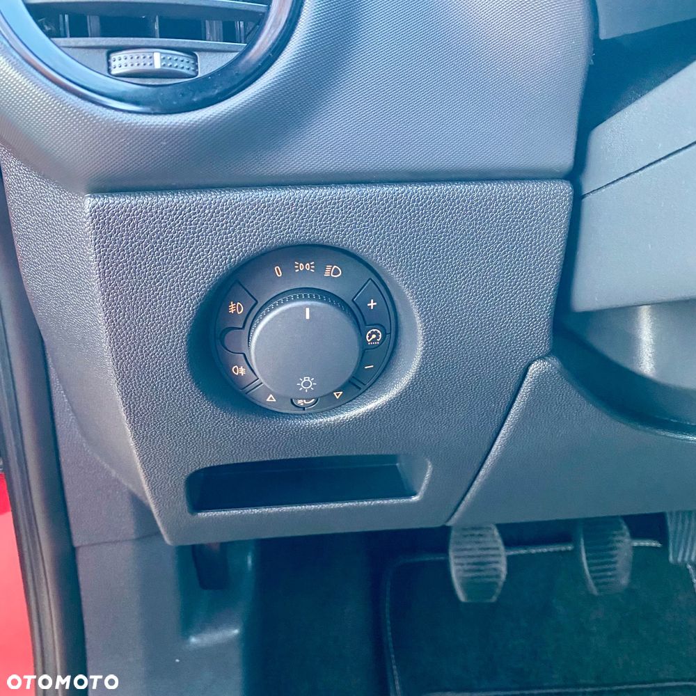 Opel Corsa 1.4 16V Edition - 14