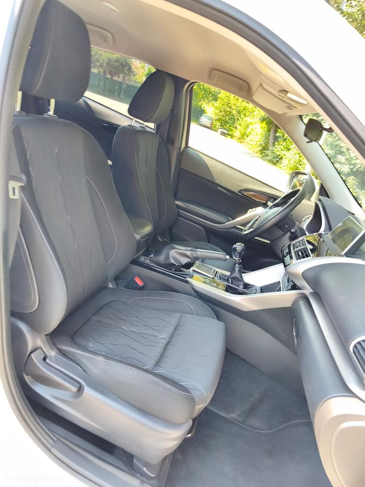 Mitsubishi Eclipse Cross 1.5 T Intense - 20