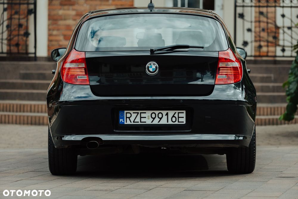 BMW Seria 1 116d - 17