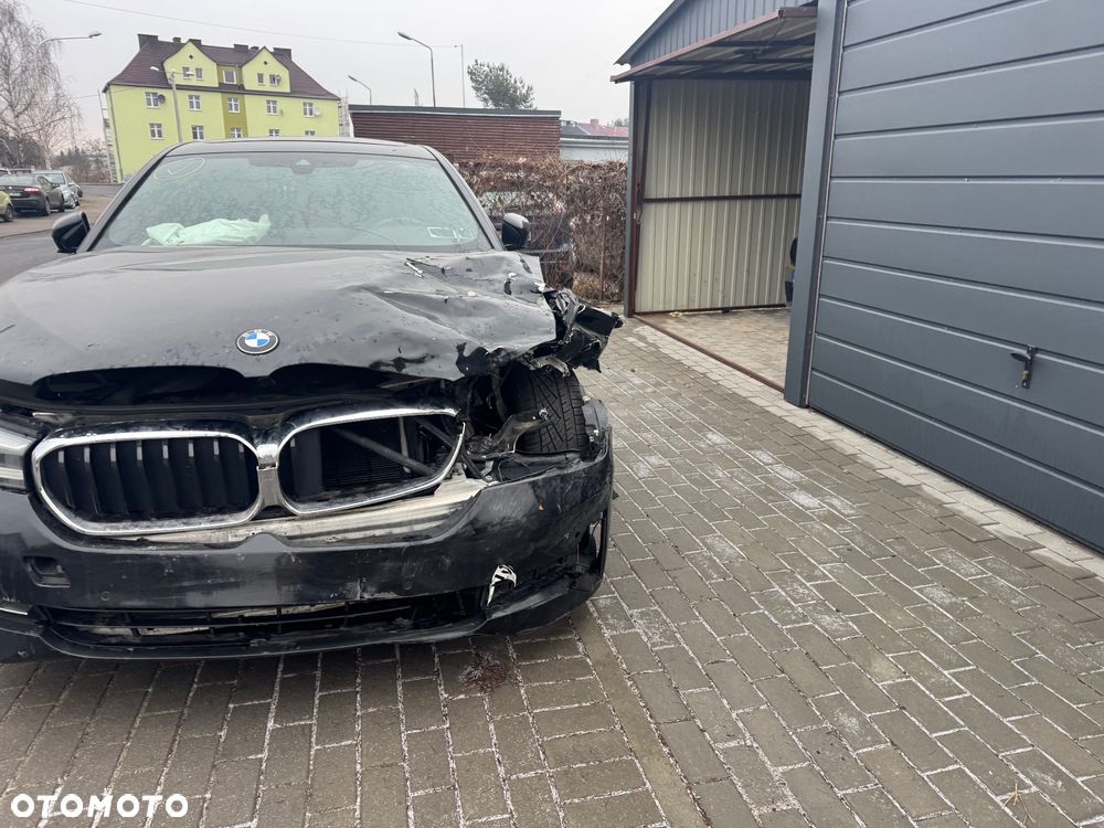 BMW Seria 5 530i xDrive Sport Line - 8