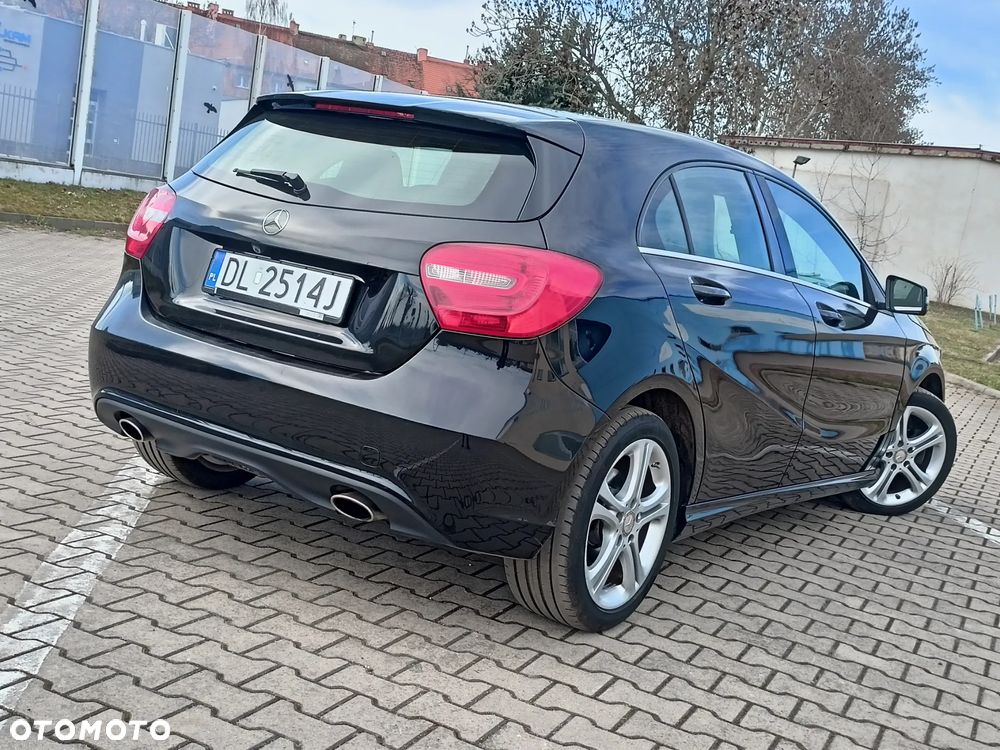 Mercedes-Benz Klasa A 180 (BlueEFFICIENCY) AMG Sport - 3