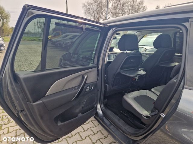 Citroën C4 Picasso 1.6 THP Exclusive S&S EAT6 - 27