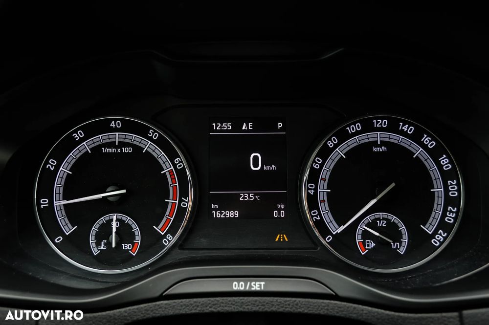 Skoda Karoq 1.5 TSI DSG Style - 10
