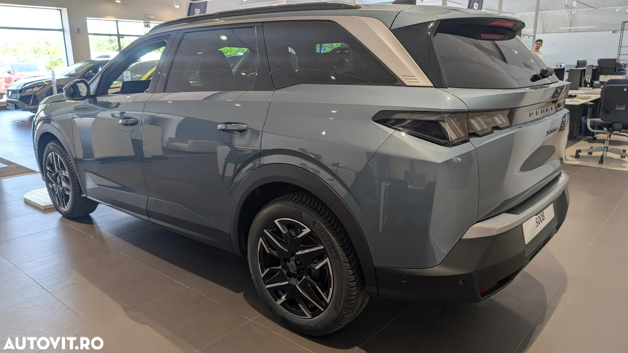 Peugeot 5008 - 3