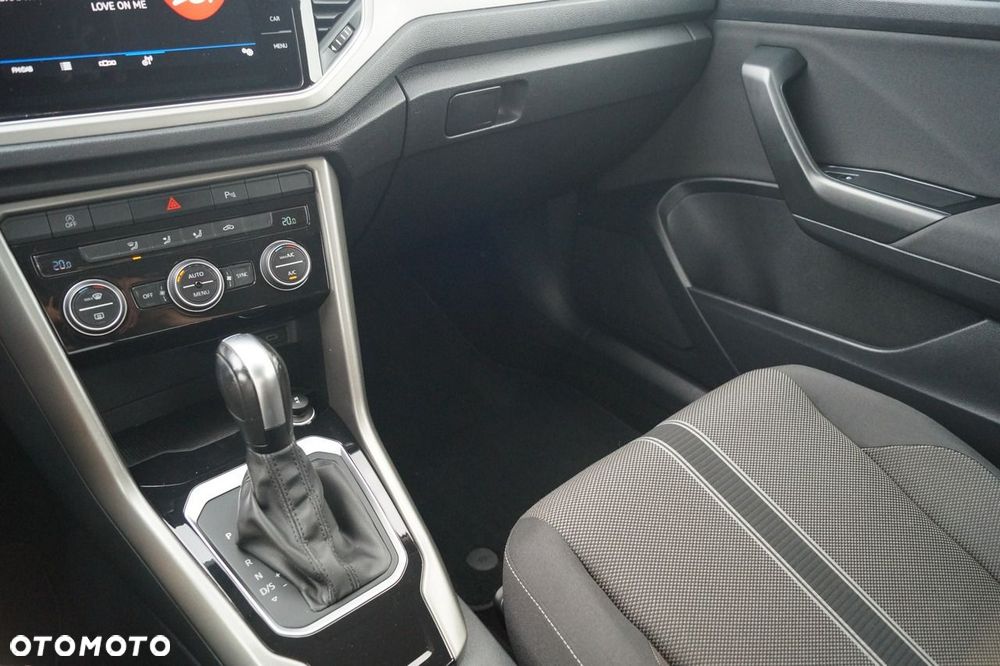 Volkswagen T-Roc - 25