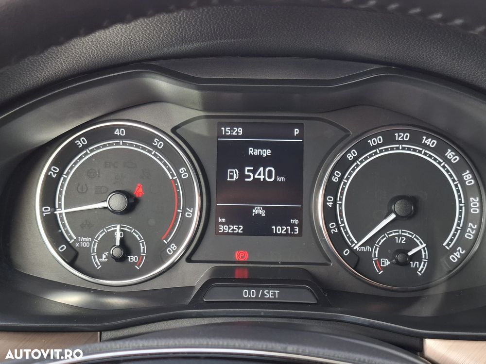 Skoda Kamiq 1.0 TSI DSG Style - 8