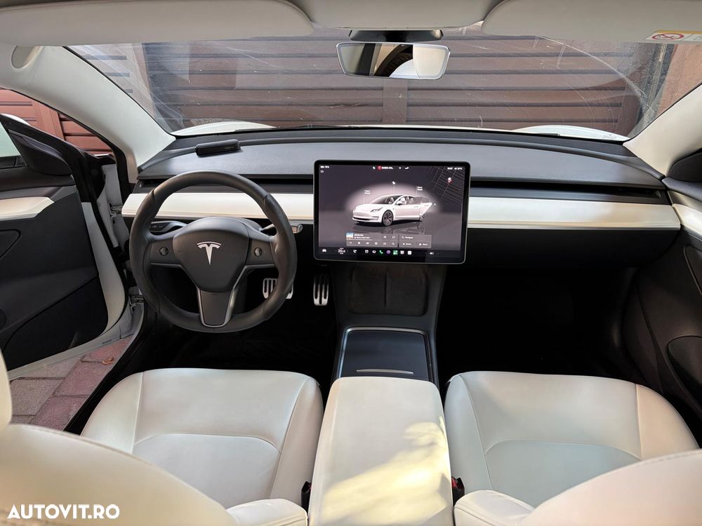 TESLA Model 3 2022 — imagine 11