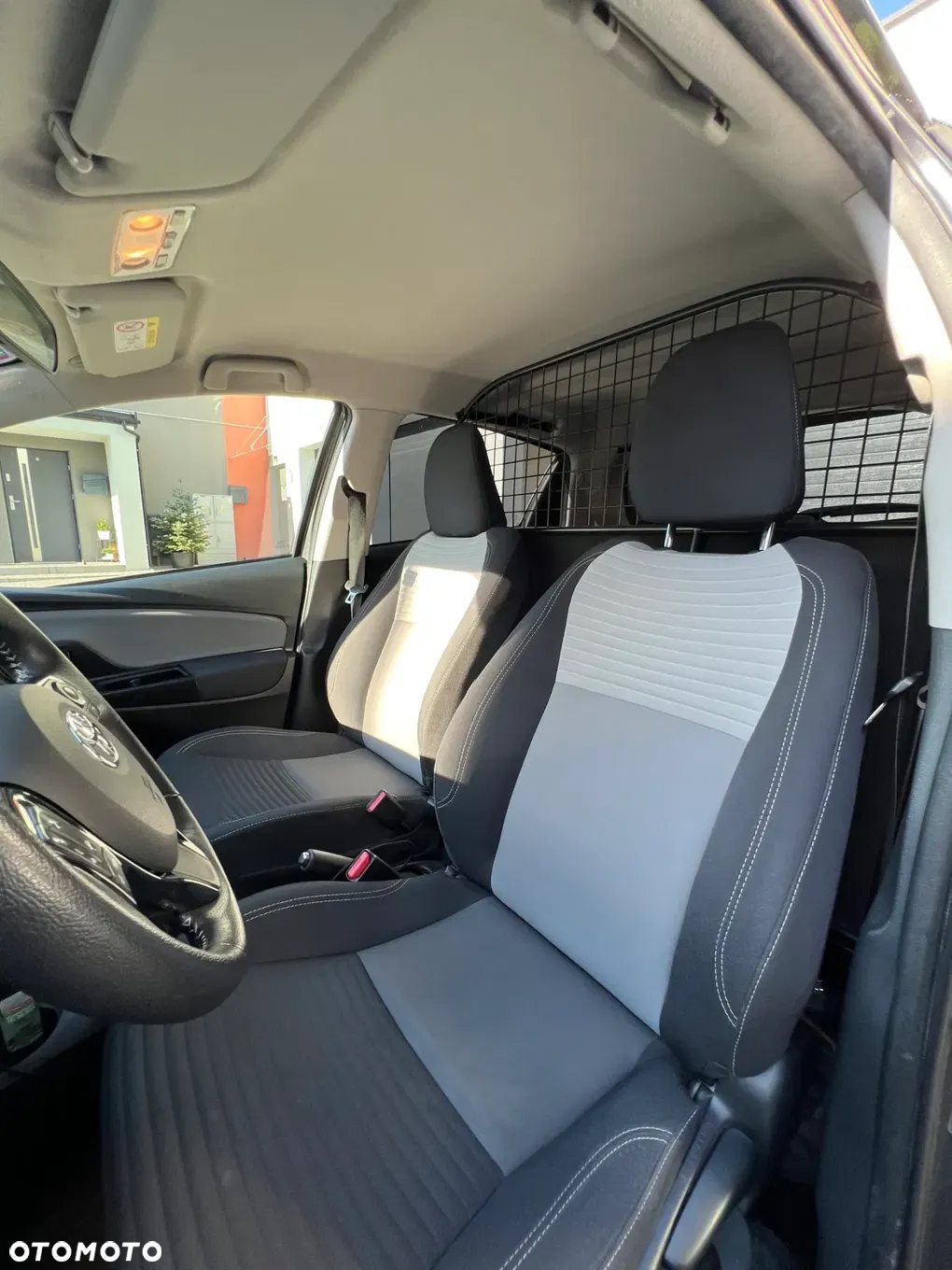 Toyota Yaris 1.5 Premium - 19