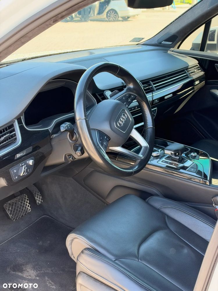 Audi Q7 3.0 TFSI Quattro Tiptr - 15